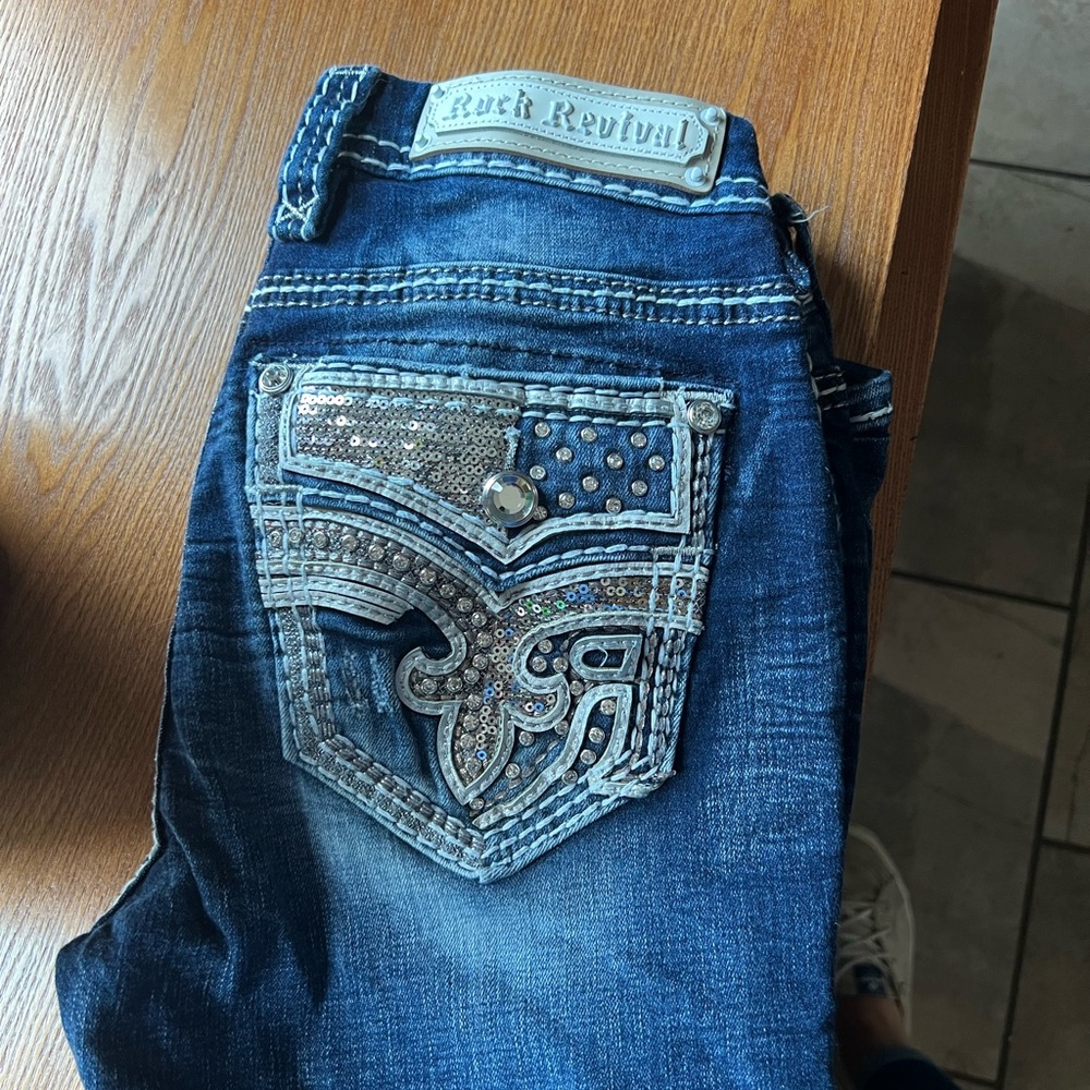 Buckle rock revivals 26x34